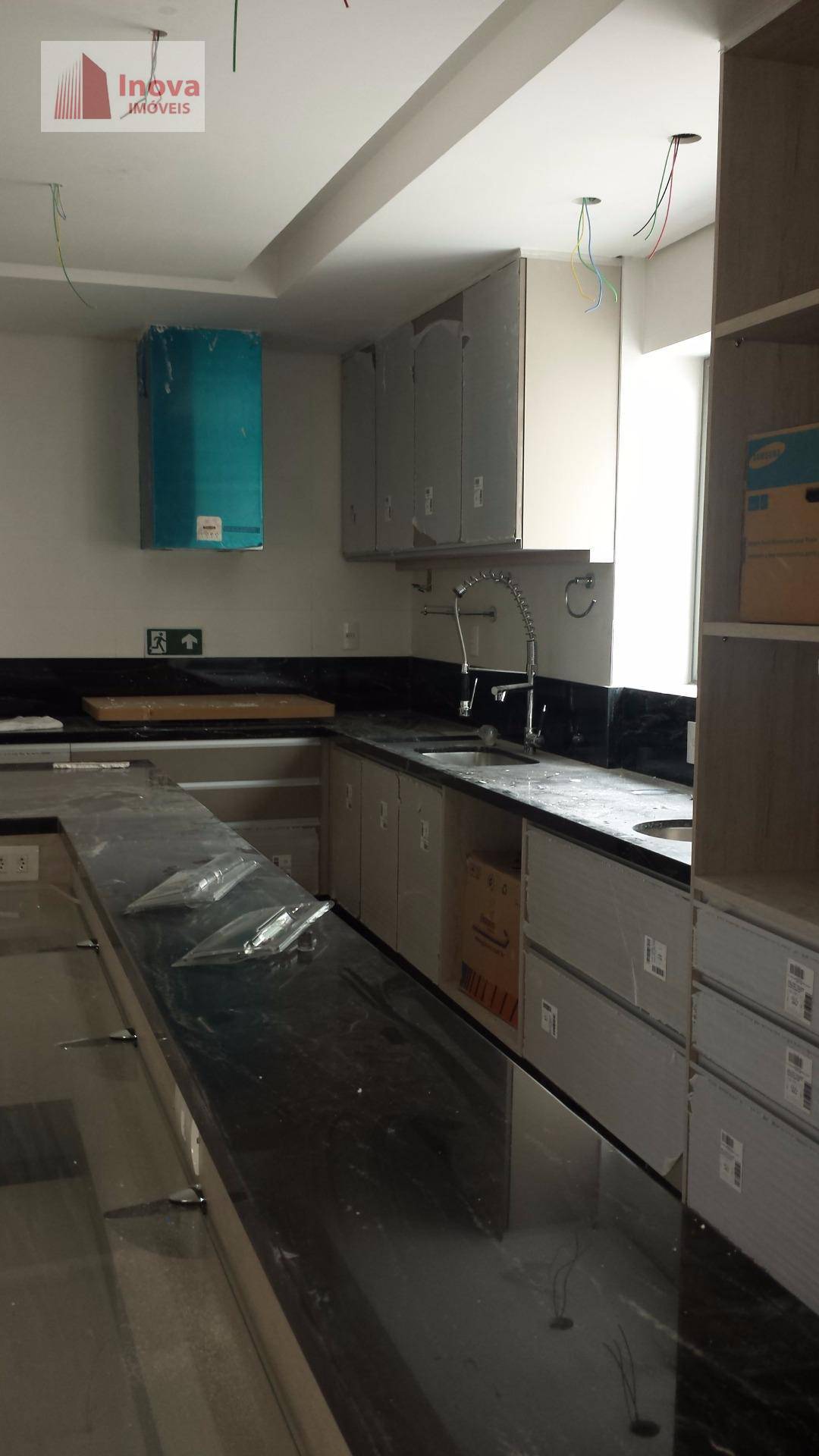 Apartamento à venda com 3 quartos, 220m² - Foto 17