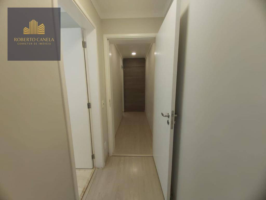 Apartamento à venda com 3 quartos, 156m² - Foto 11