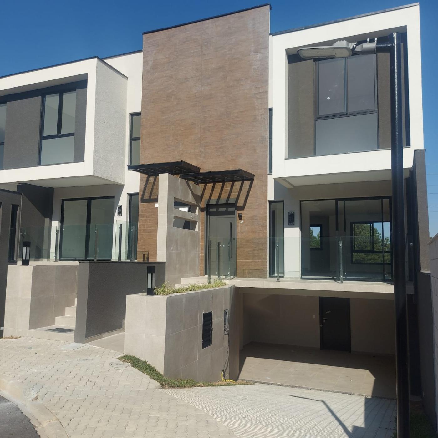 Sobrado à venda com 3 quartos, 158m² - Foto 2