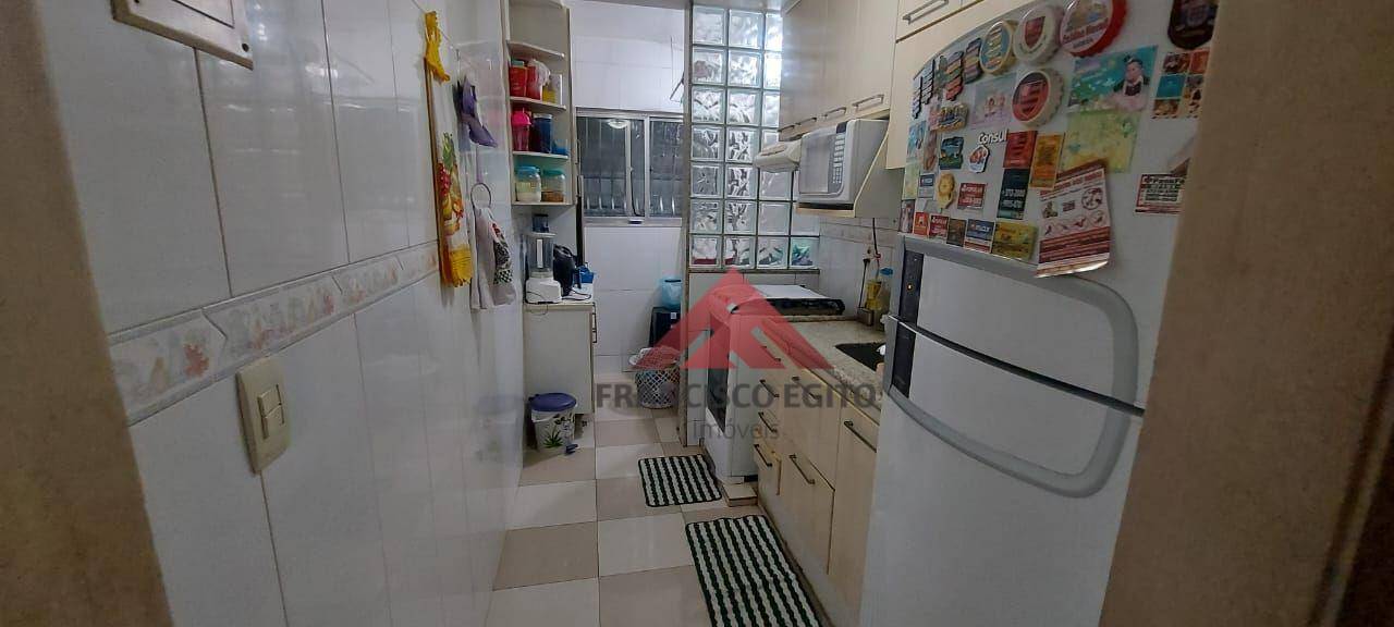 Apartamento à venda com 2 quartos, 55m² - Foto 4