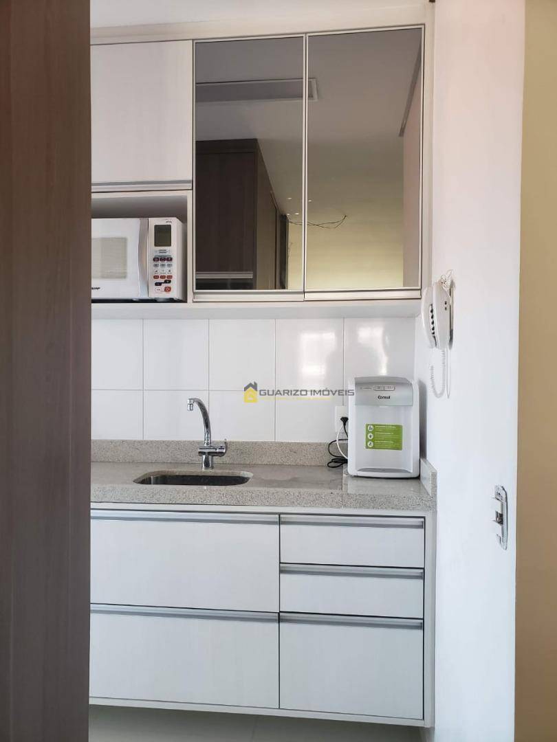 Apartamento à venda com 2 quartos, 64m² - Foto 6