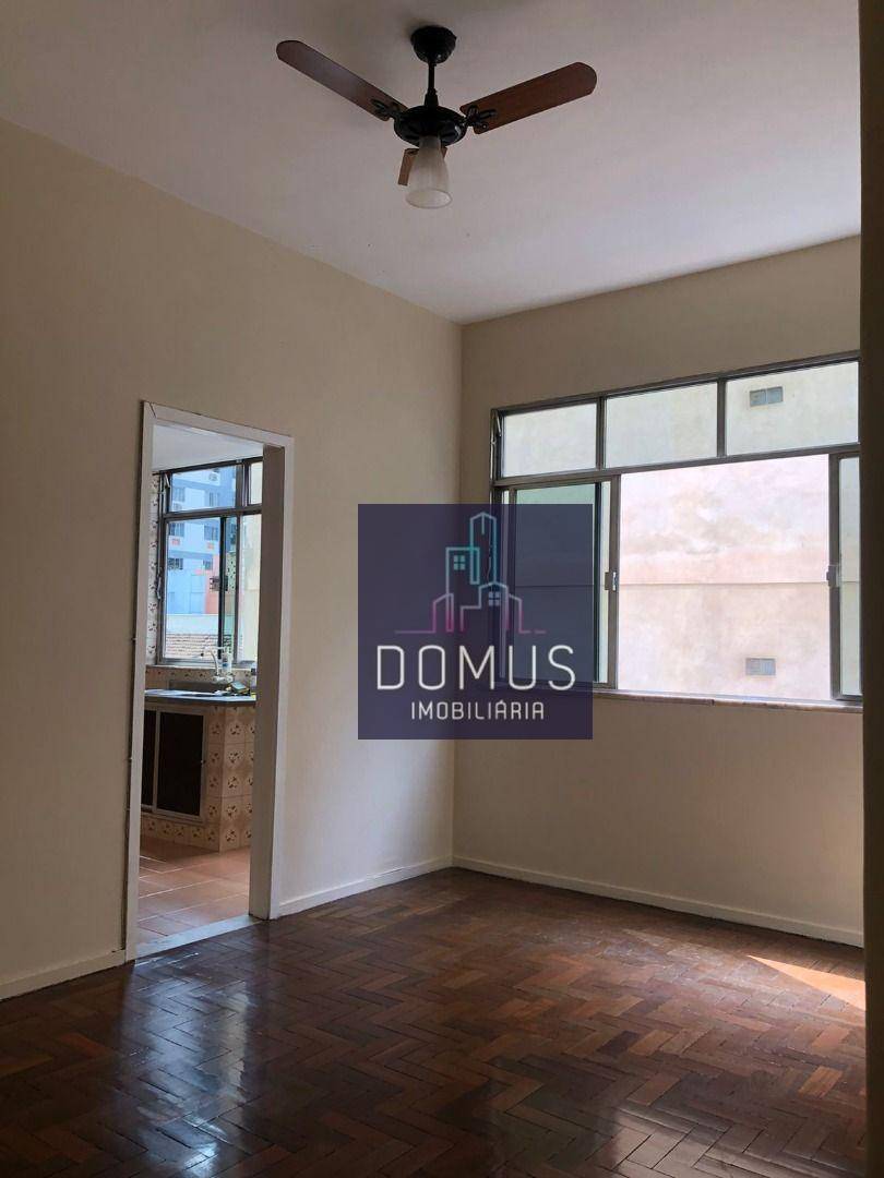 Apartamento à venda com 2 quartos, 60m² - Foto 3