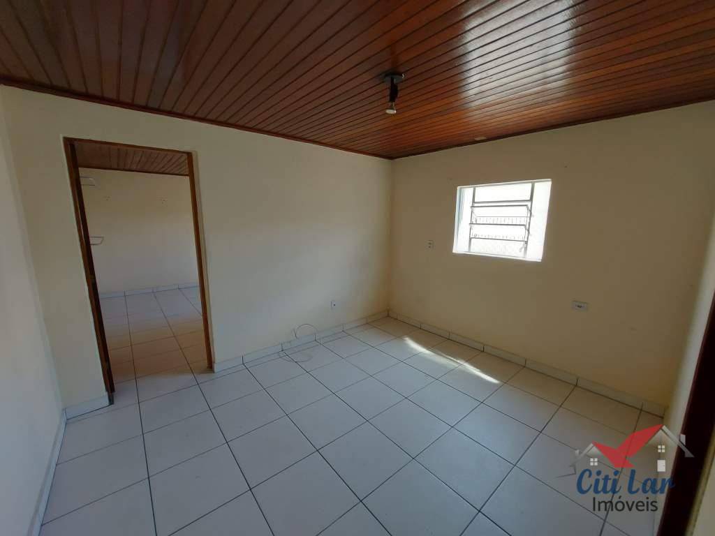 Casa para alugar com 1 quarto, 40m² - Foto 8