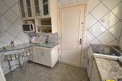 Apartamento à venda com 4 quartos, 135m² - Foto 10