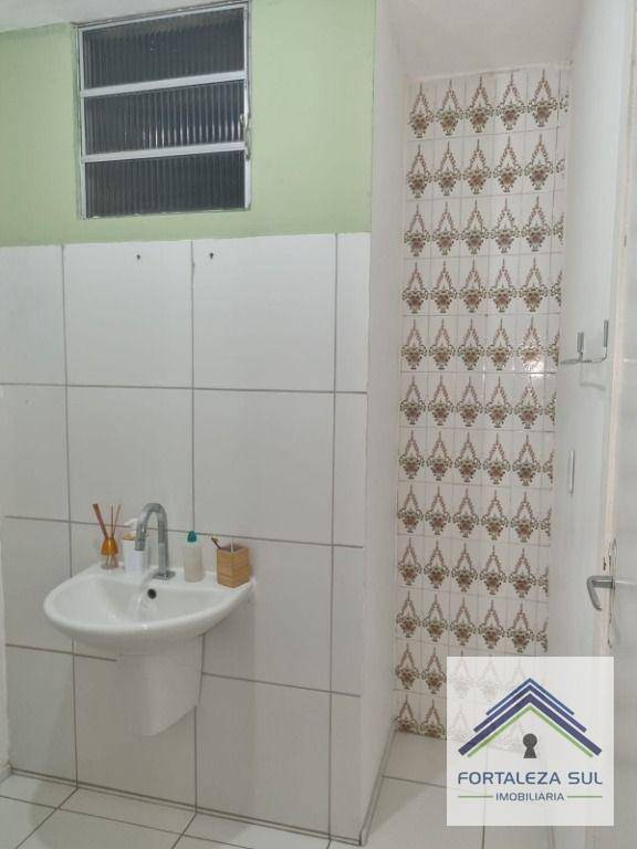 Apartamento à venda com 3 quartos, 107m² - Foto 11