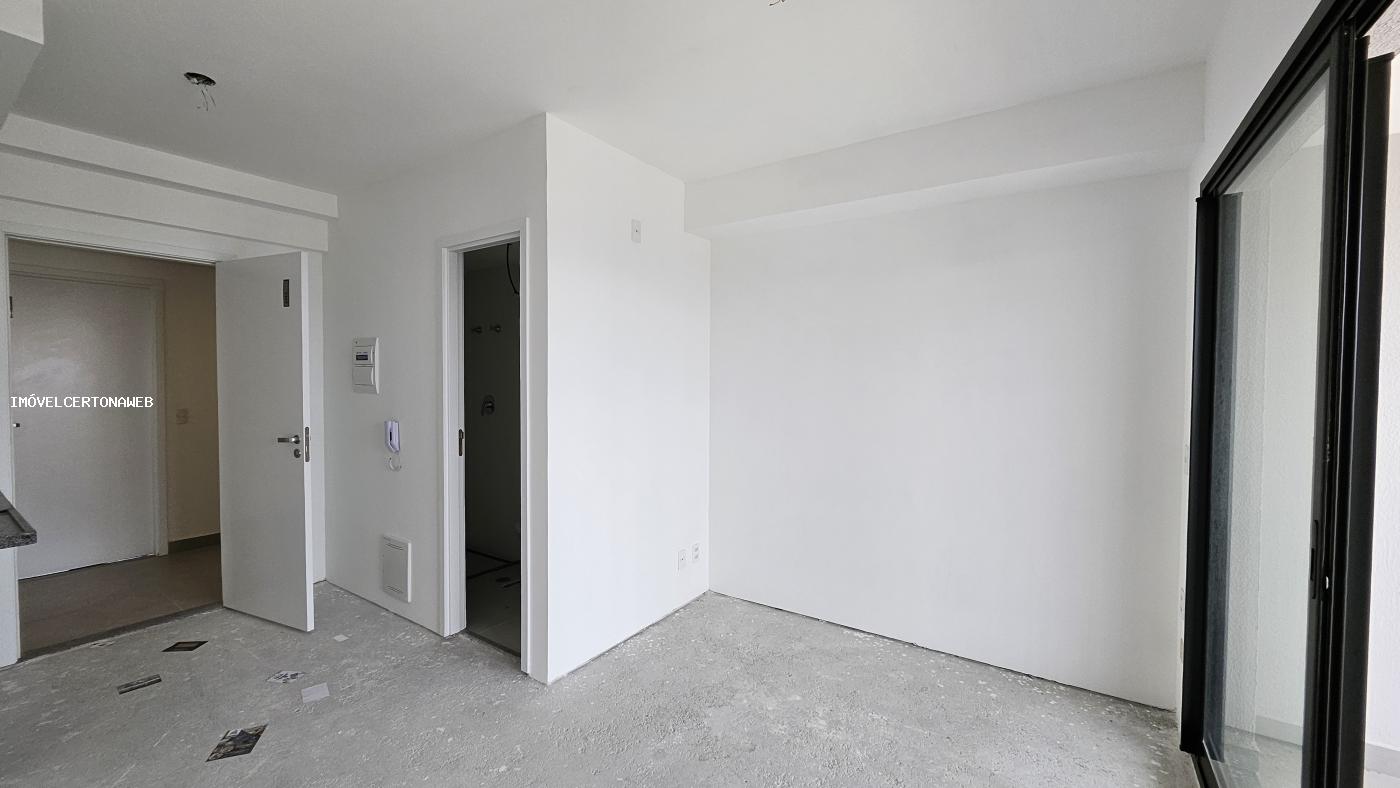 Apartamento à venda com 1 quarto, 24m² - Foto 1