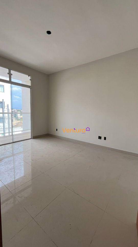 Casa à venda com 3 quartos, 117m² - Foto 4