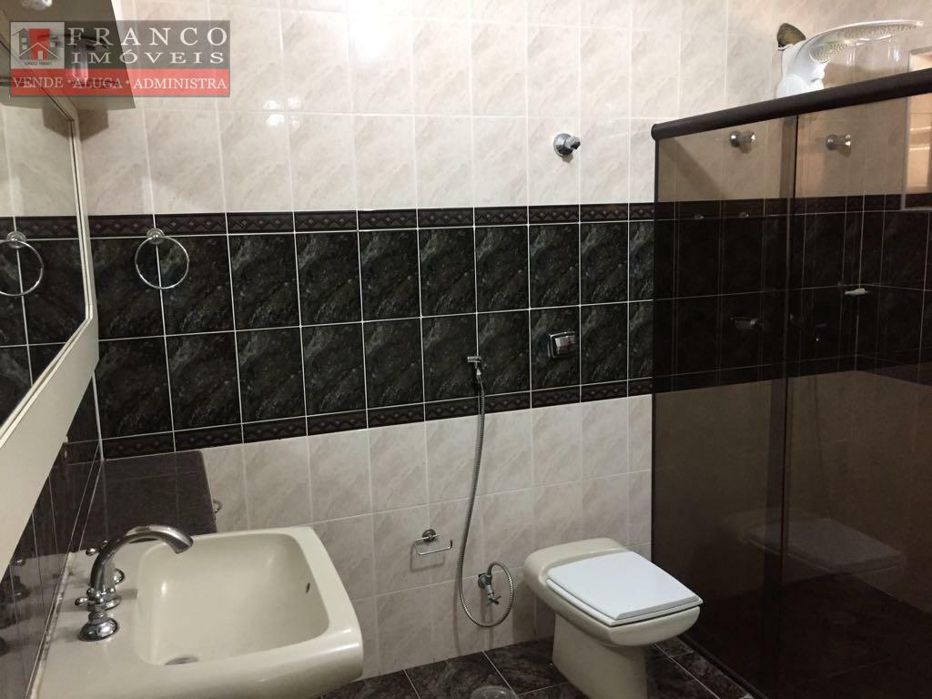 Casa de Condomínio à venda com 4 quartos, 389m² - Foto 12