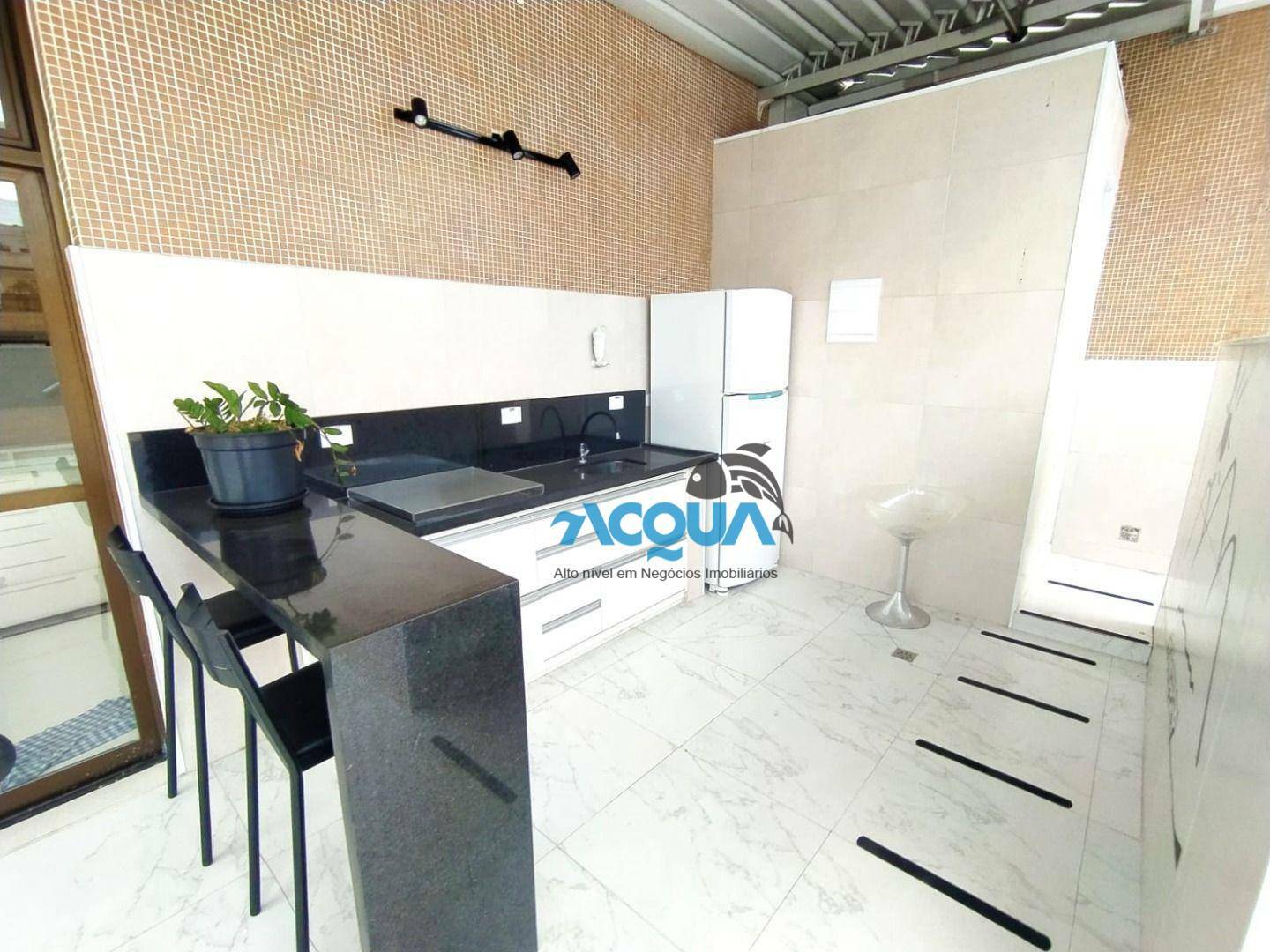 Apartamento à venda com 3 quartos, 145m² - Foto 11