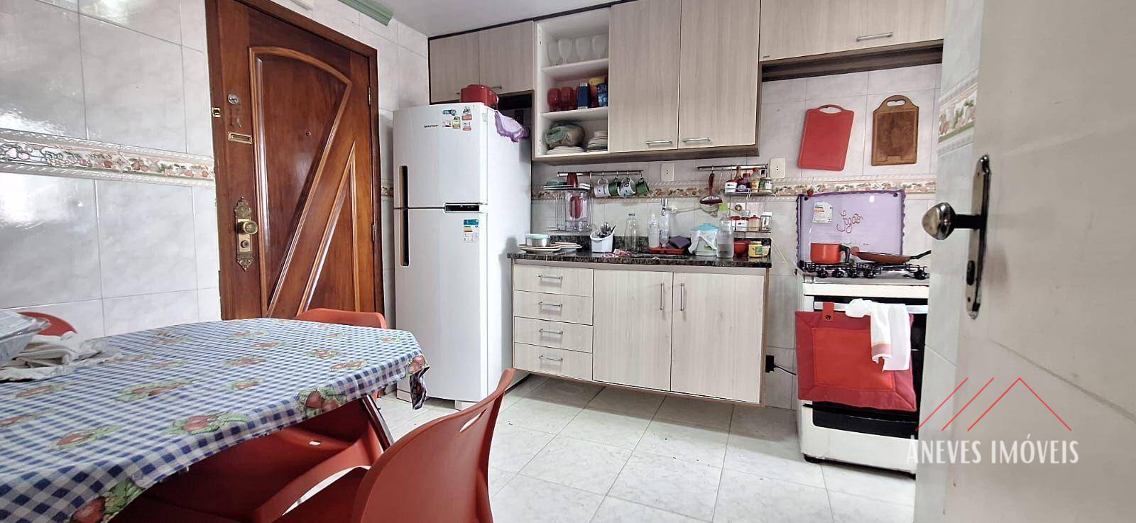 Apartamento à venda com 3 quartos, 136m² - Foto 5