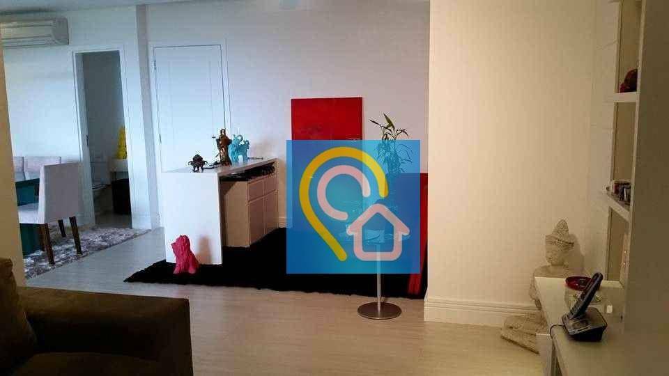 Apartamento à venda com 3 quartos, 124m² - Foto 4