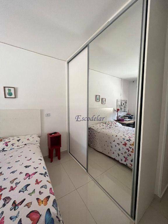 Casa de Condomínio à venda com 4 quartos, 420m² - Foto 29