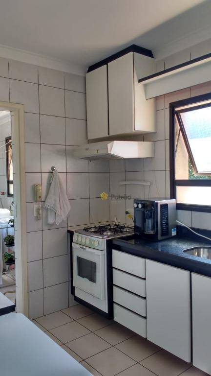 Apartamento à venda com 3 quartos, 98m² - Foto 6