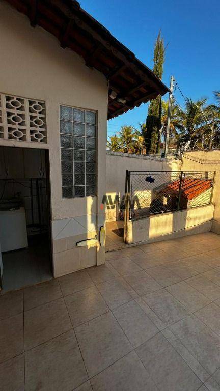 Sobrado, 4 quartos, 400 m² - Foto 3