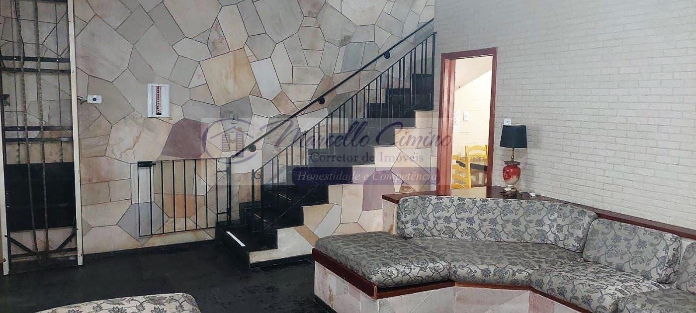 Casa à venda com 3 quartos, 198m² - Foto 4