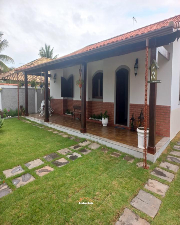 Casa à venda com 3 quartos, 450m² - Foto 1