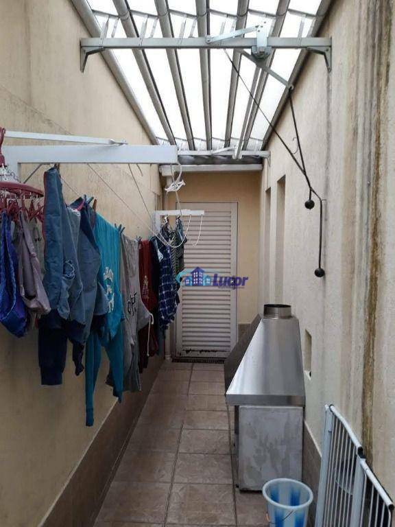 Sobrado à venda com 3 quartos, 150m² - Foto 11