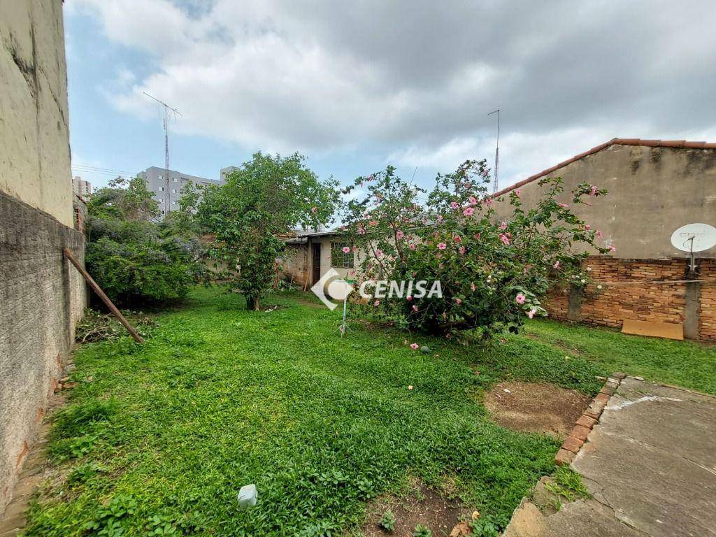 Casa à venda com 3 quartos, 90m² - Foto 2