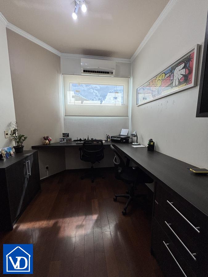 Sobrado à venda com 4 quartos, 300m² - Foto 19