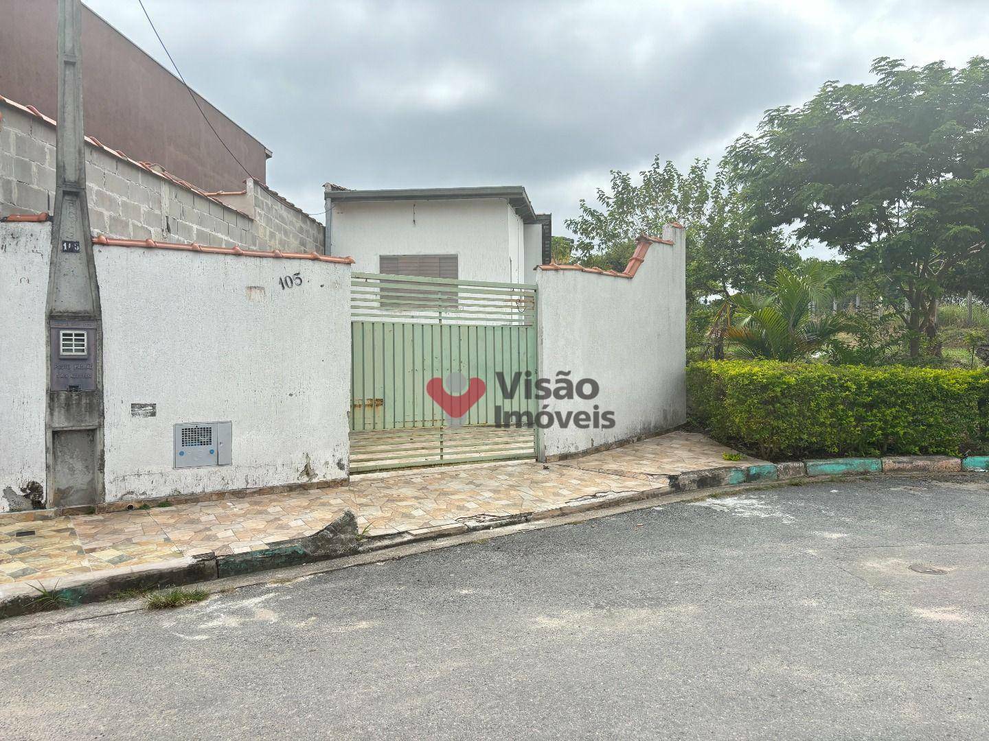 Casa à venda com 2 quartos, 65m² - Foto 1