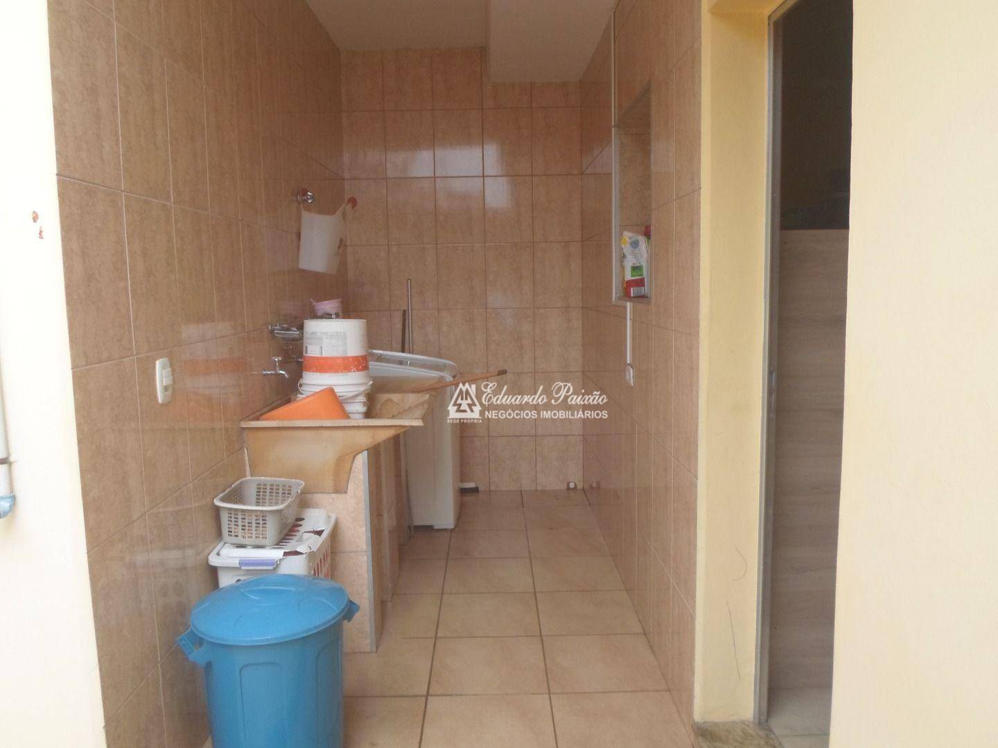 Casa à venda com 3 quartos, 240m² - Foto 39