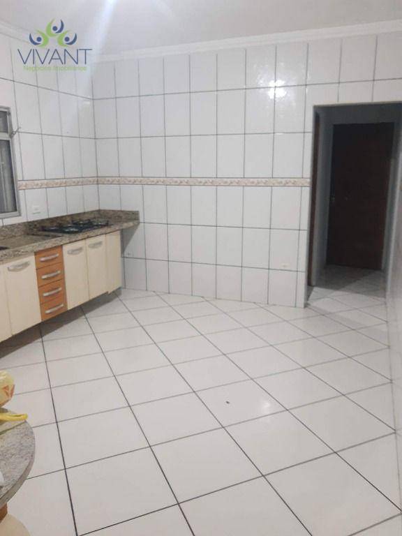 Casa à venda com 2 quartos, 150m² - Foto 3