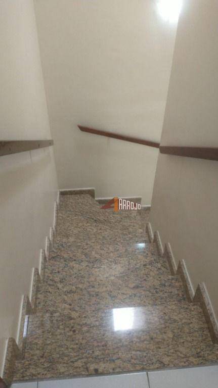 Sobrado à venda com 3 quartos, 90m² - Foto 8