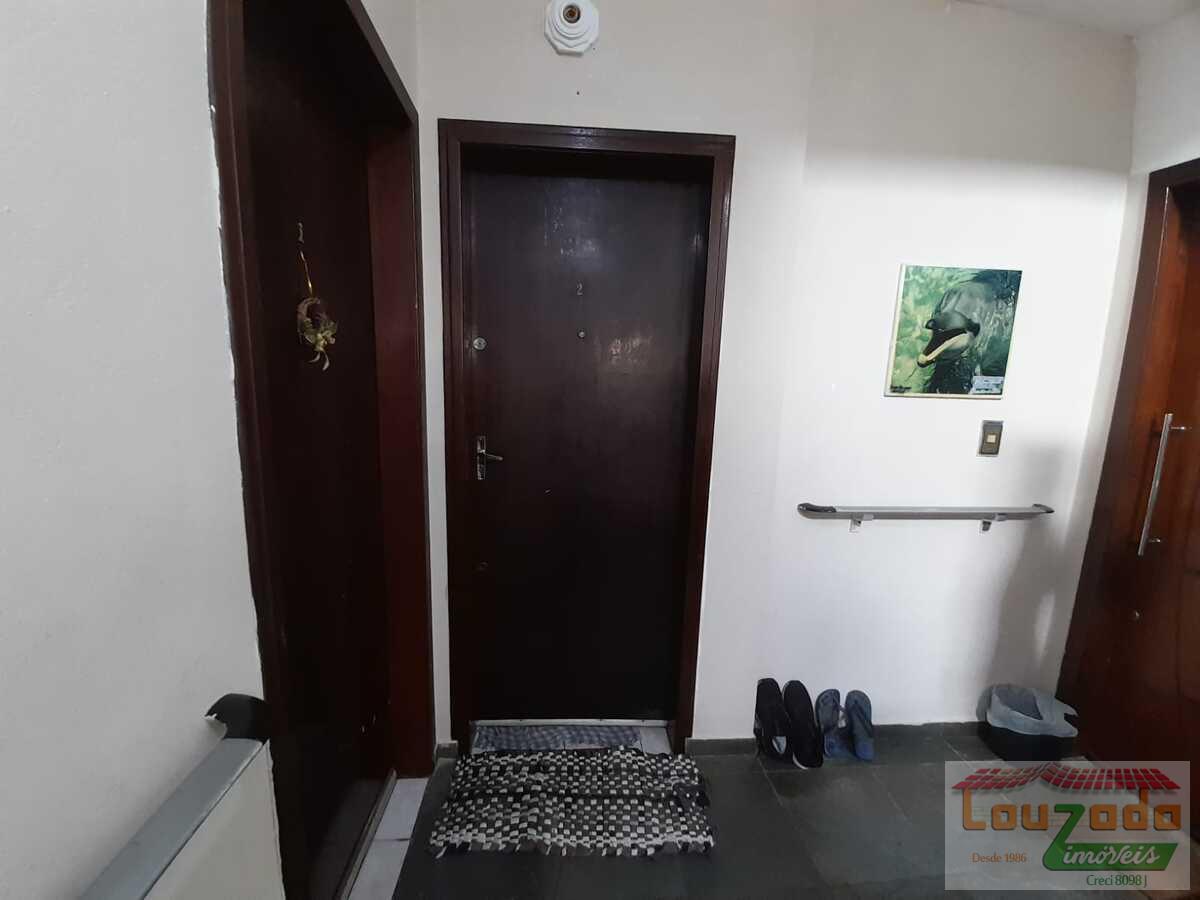 Apartamento à venda com 2 quartos, 70m² - Foto 3