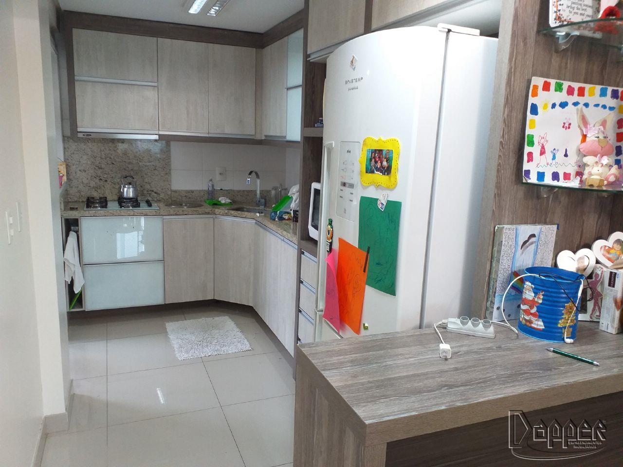 Apartamento à venda com 3 quartos, 82m² - Foto 4