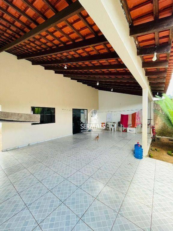 Casa à venda com 2 quartos, 100m² - Foto 3