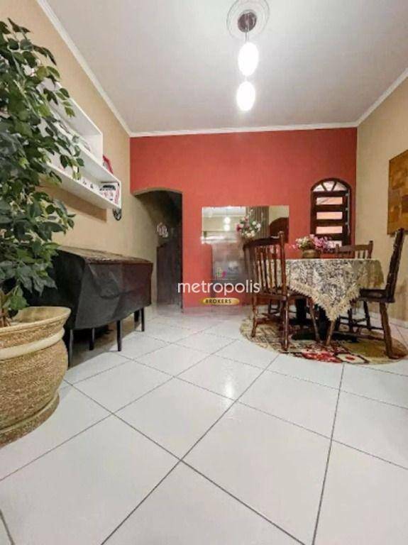 Sobrado à venda com 4 quartos, 208m² - Foto 8