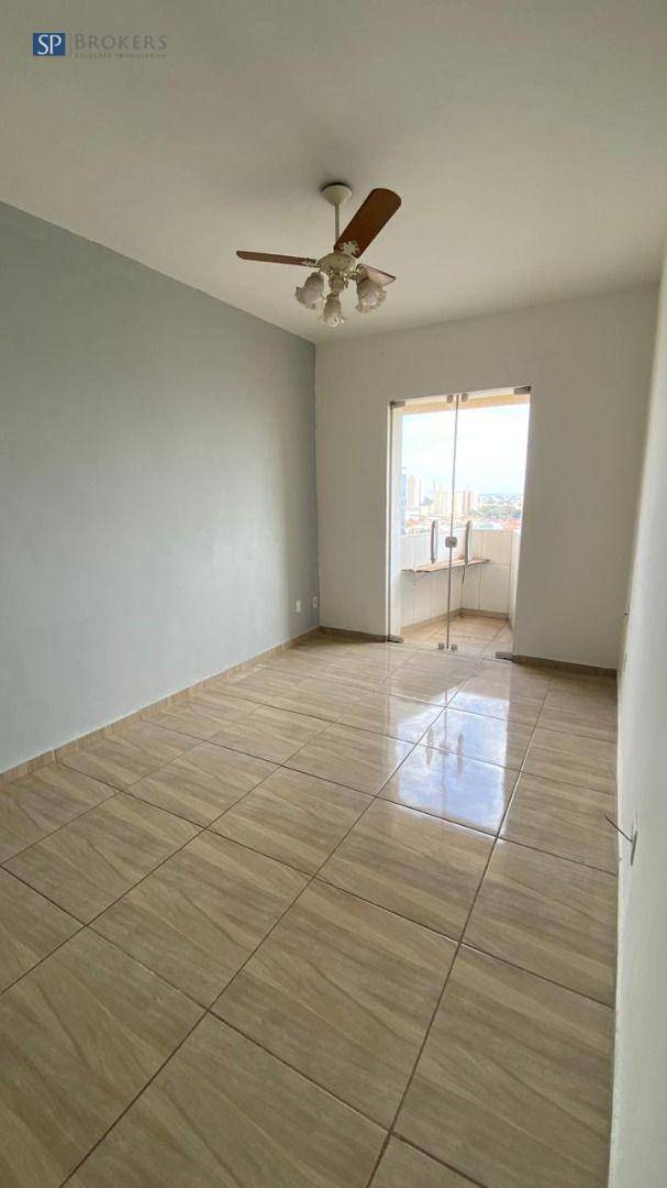 Apartamento à venda com 3 quartos, 127m² - Foto 1