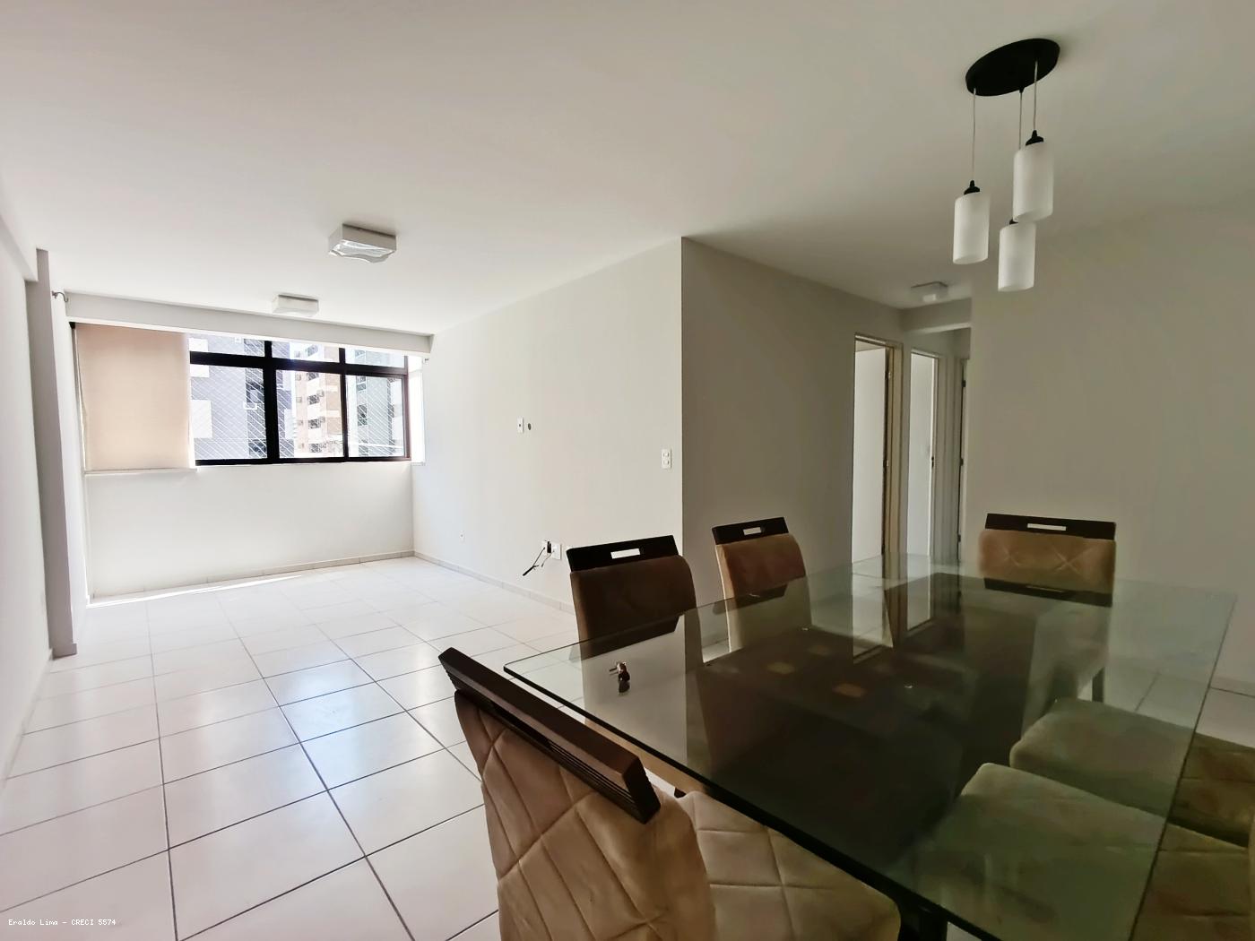 Apartamento à venda com 3 quartos, 113m² - Foto 1