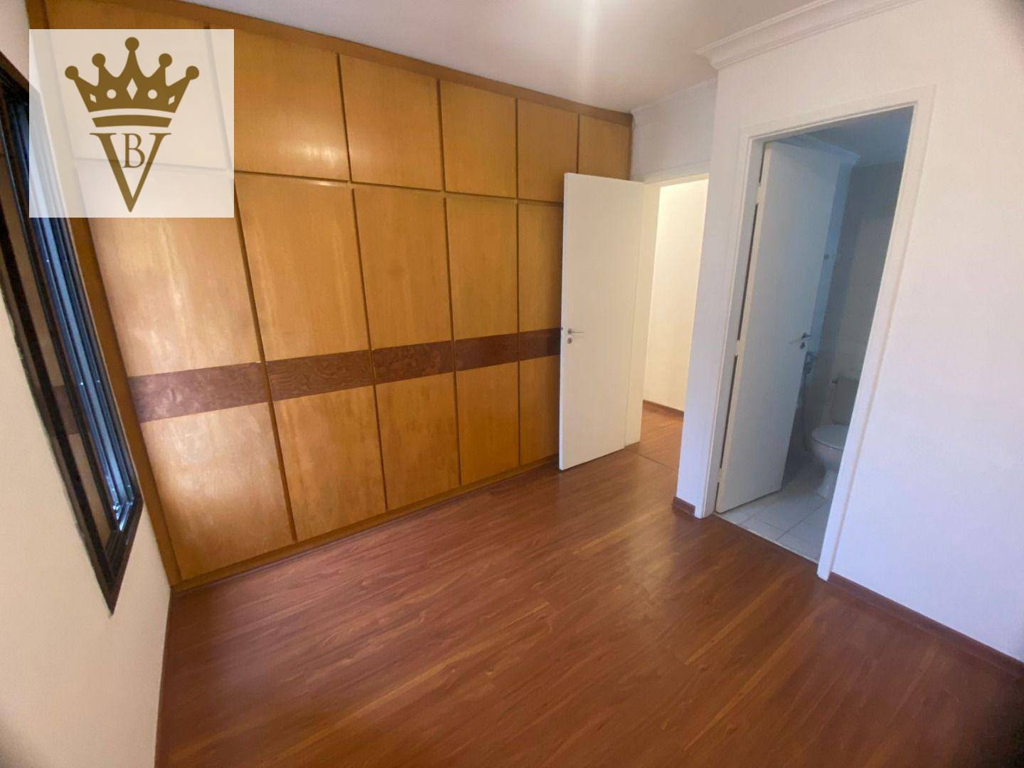 Apartamento à venda com 2 quartos, 75m² - Foto 8