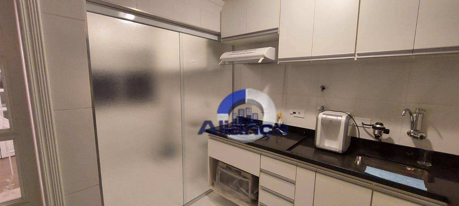 Apartamento à venda com 3 quartos, 72m² - Foto 1