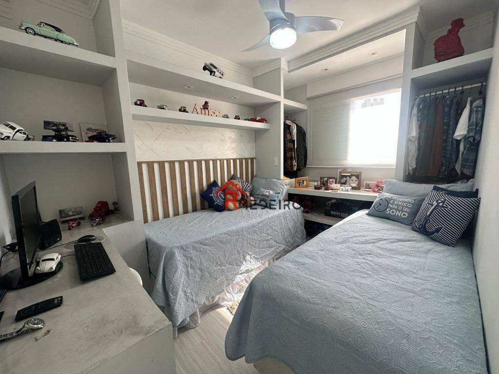 Apartamento à venda com 2 quartos, 72m² - Foto 12