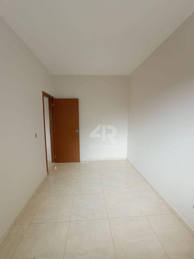 Casa à venda com 2 quartos, 54m² - Foto 9