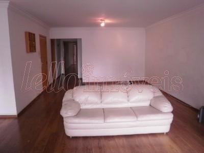 Apartamento para alugar com 3 quartos, 220m² - Foto 4