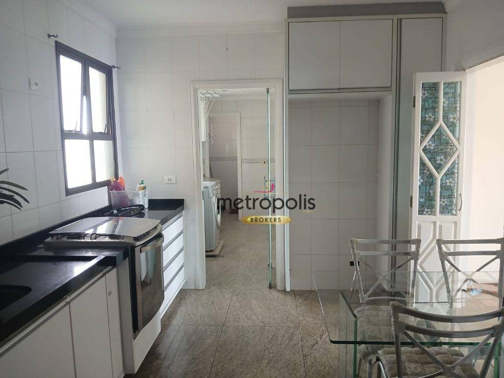 Apartamento à venda com 3 quartos, 145m² - Foto 8