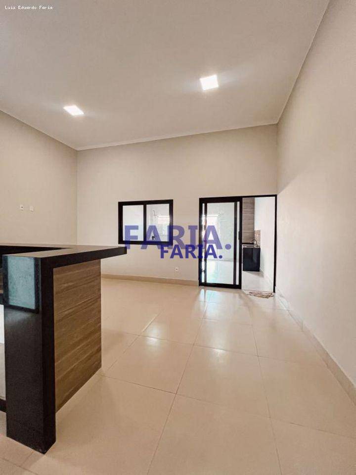 Casa à venda com 3 quartos, 130m² - Foto 5