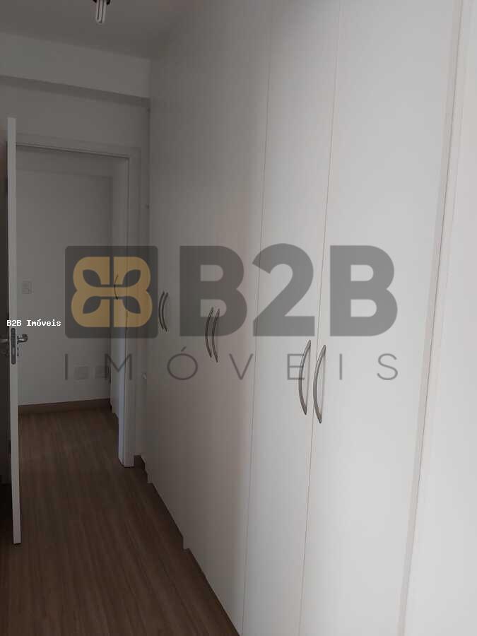 Apartamento à venda com 2 quartos, 64m² - Foto 10