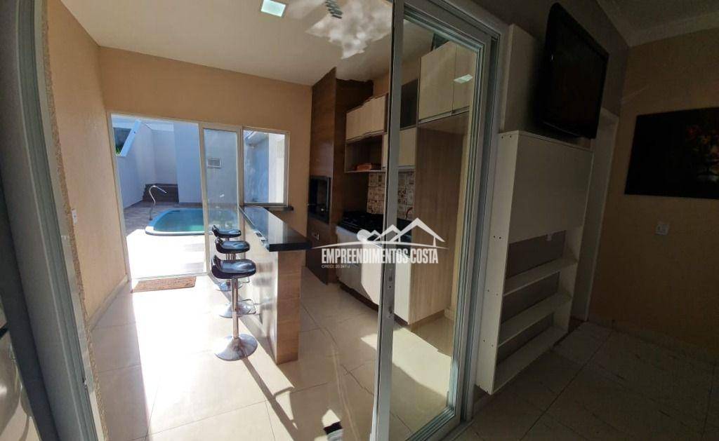 Casa de Condomínio à venda e aluguel com 3 quartos, 182m² - Foto 29