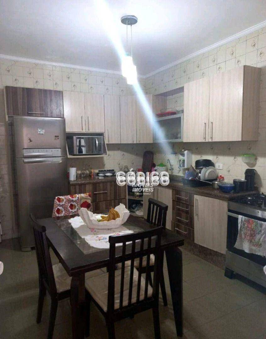 Sobrado à venda e aluguel com 3 quartos, 230m² - Foto 9