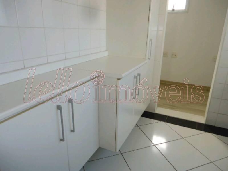 Apartamento para alugar com 3 quartos, 109m² - Foto 9