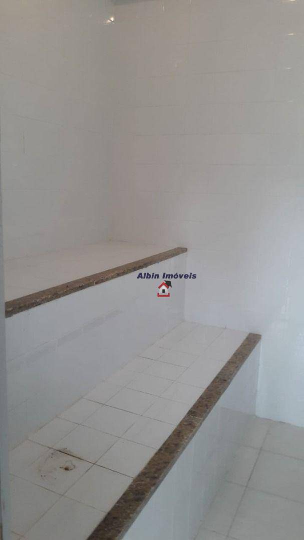 Casa à venda com 4 quartos, 300m² - Foto 6