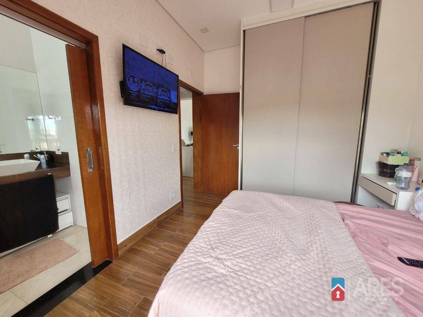 Casa de Condomínio à venda com 3 quartos, 254m² - Foto 18