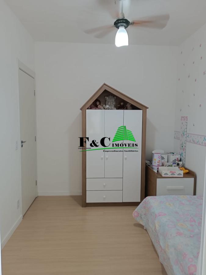 Casa à venda com 3 quartos, 200m² - Foto 5