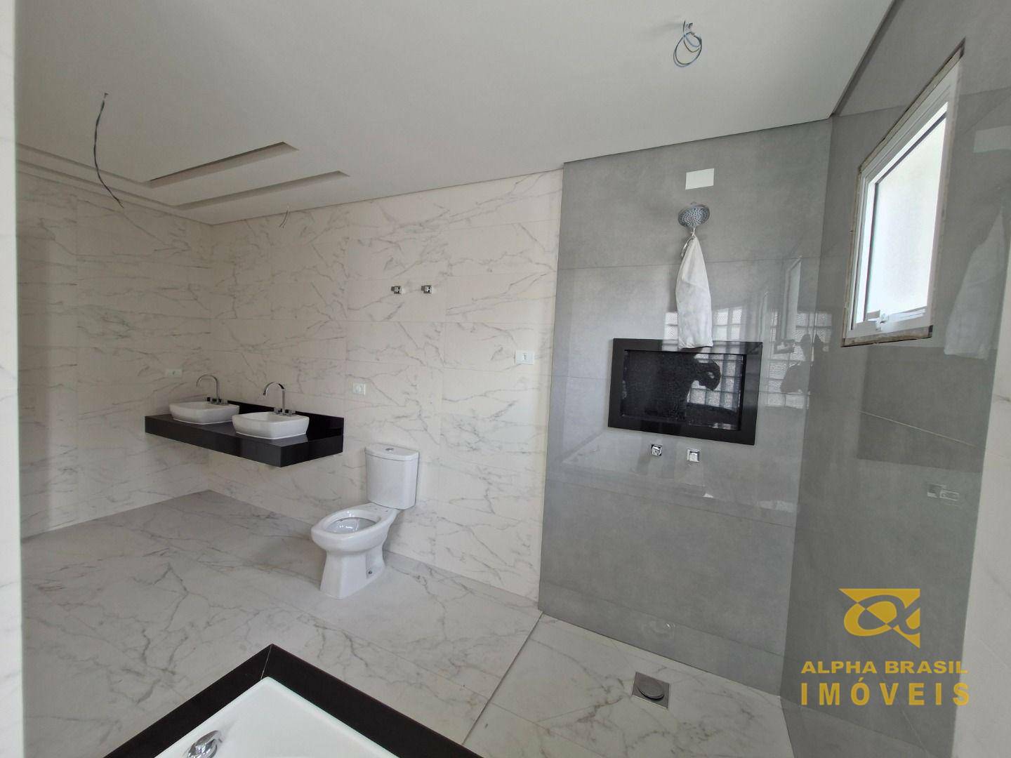 Casa à venda com 4 quartos, 371m² - Foto 19