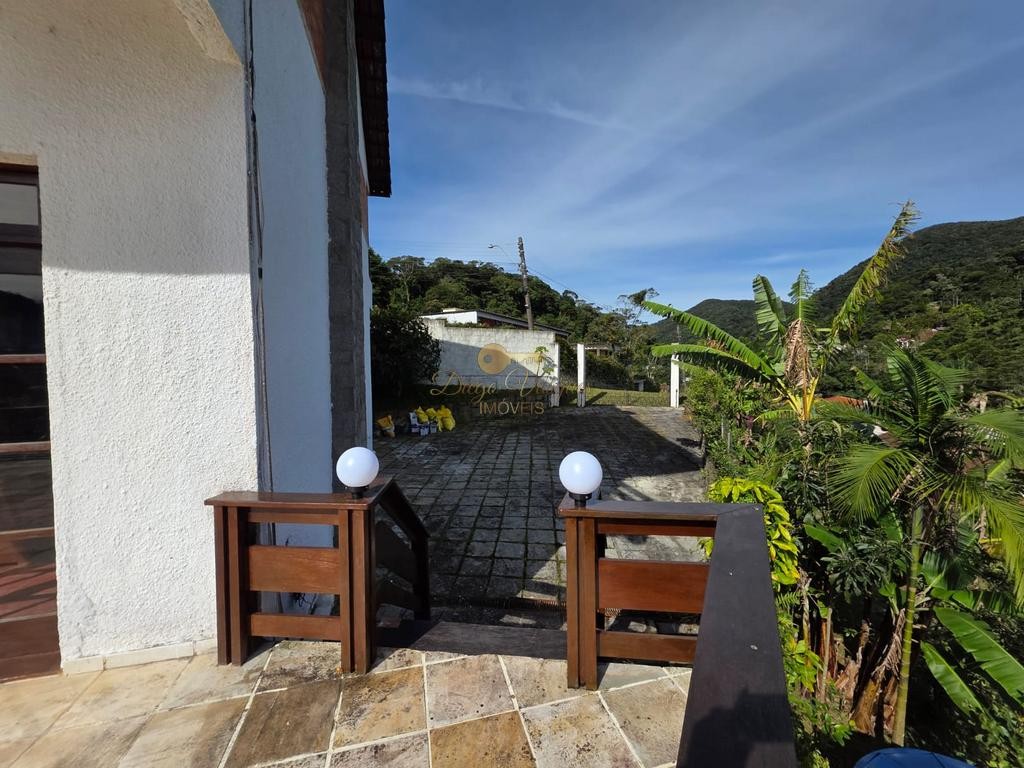 Casa de Condomínio para alugar com 4 quartos, 330m² - Foto 37