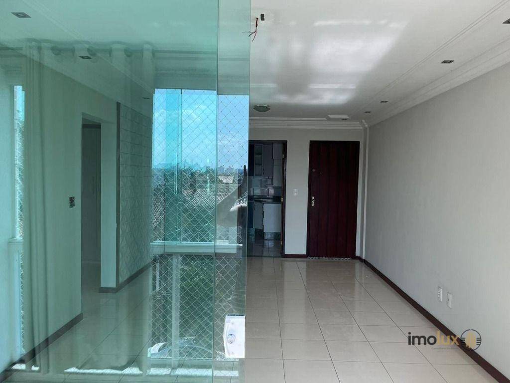 Apartamento à venda com 2 quartos, 73m² - Foto 3